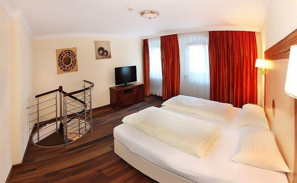 Scol Sporthotel Zillertal ฟือเกน ภายนอก รูปภาพ