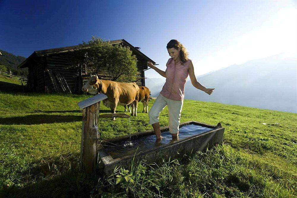 Scol Sporthotel Zillertal ฟือเกน ภายนอก รูปภาพ